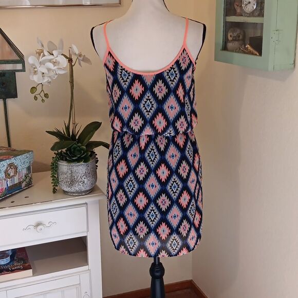 City Triangles Multicolor Geometric Mini Dress - Picture 9 of 9